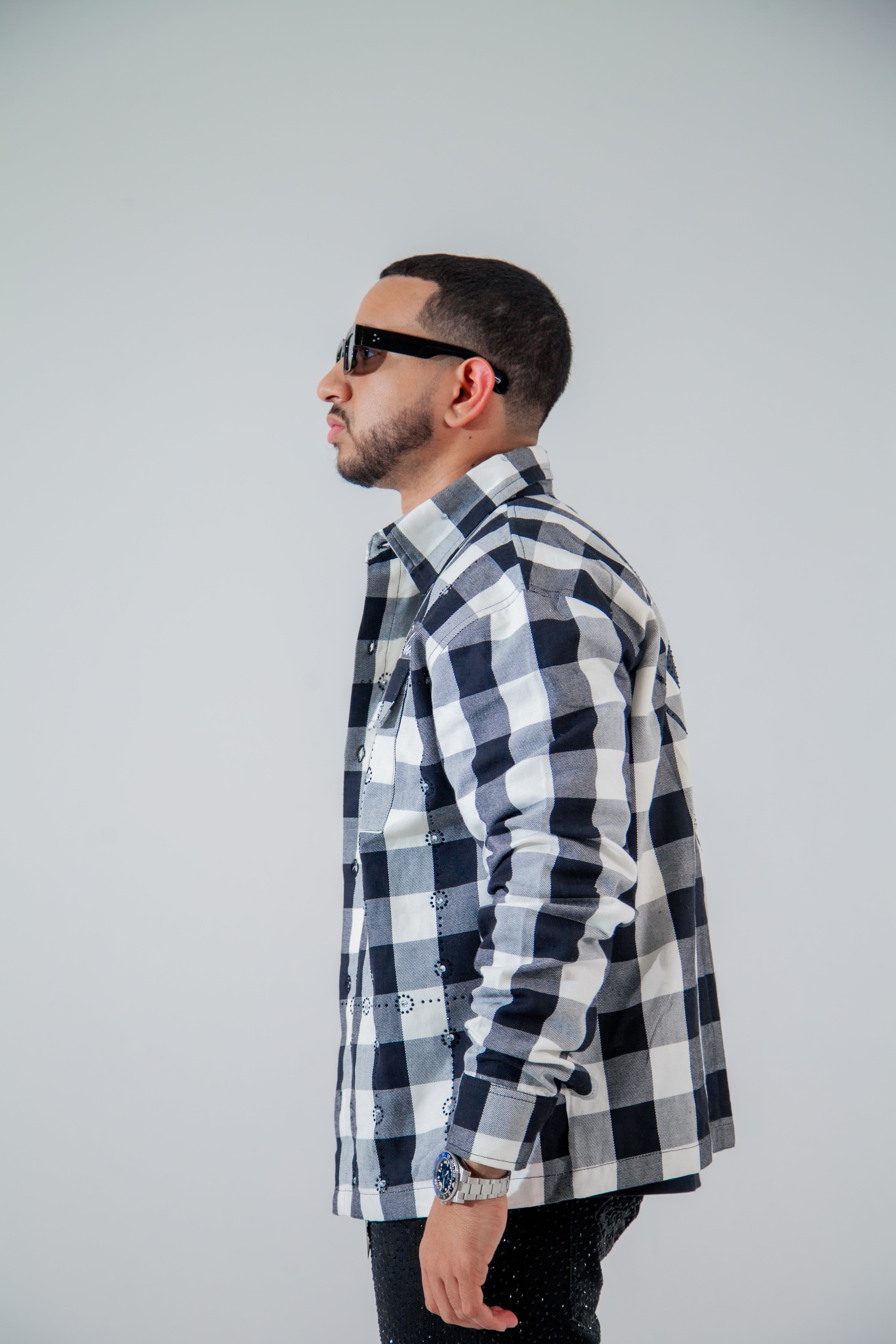 VEELUX Men’s Luxury Rhinestone Flannel Shirt – Black & White Plaid